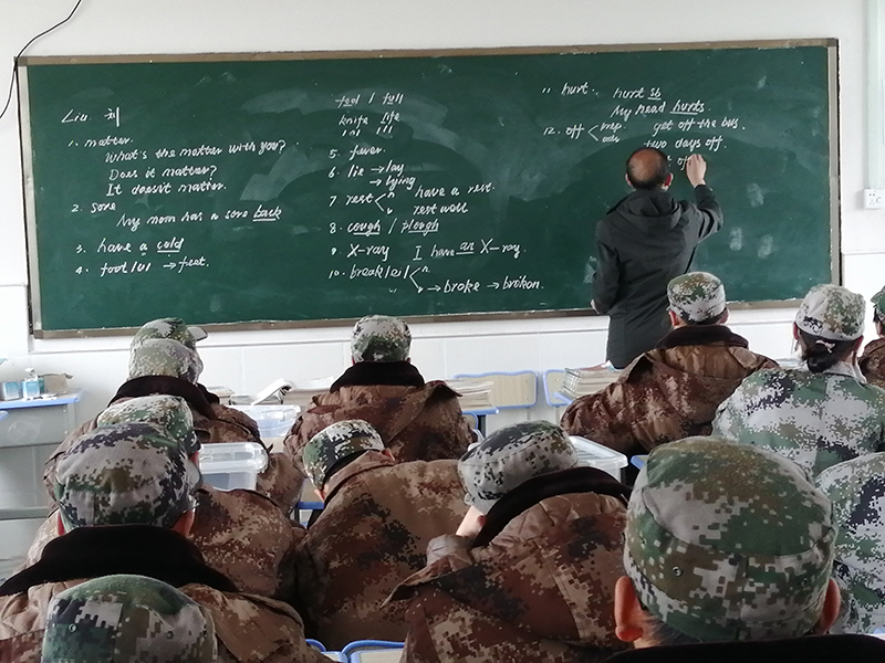 全封闭军事化管理学校