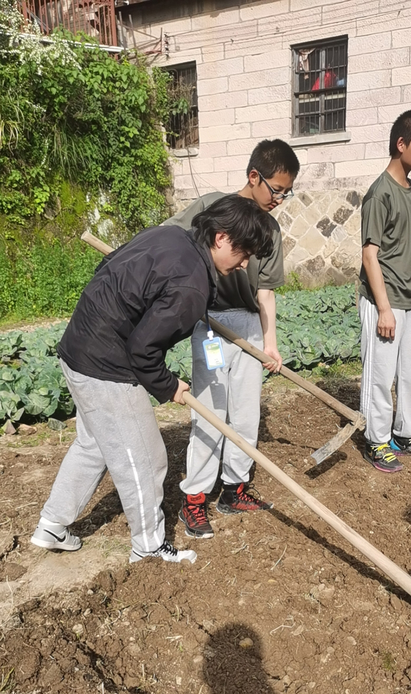 孩子叛逆期军事化管教机构