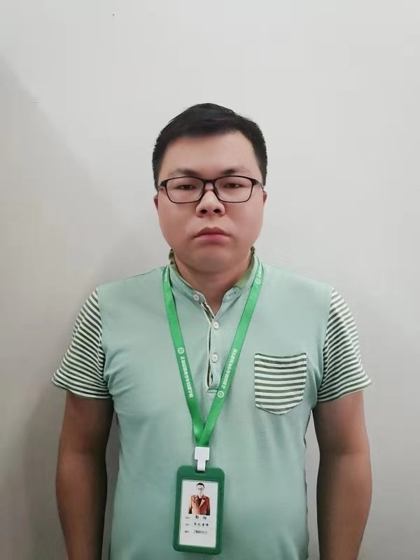 彭阳，启德特训文化老师