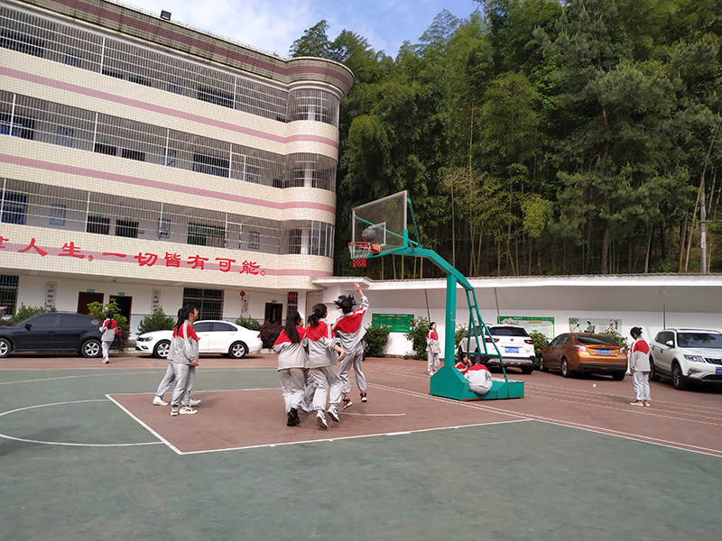 抚州少年叛逆逃学网瘾全封闭管理学校