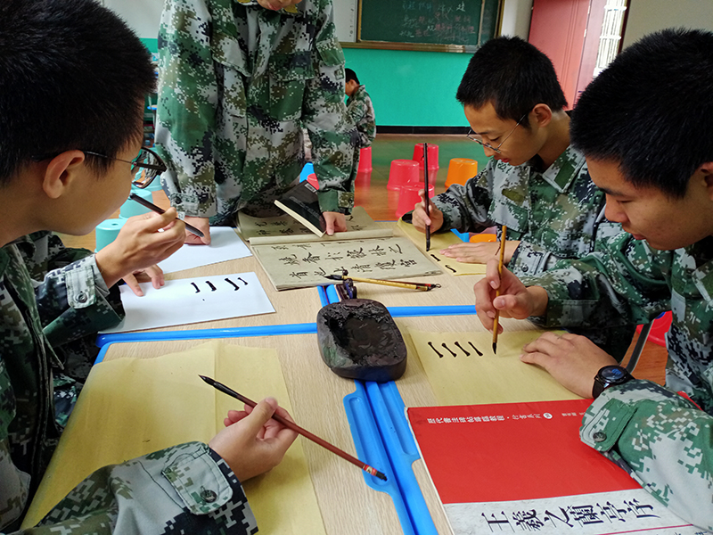 正规管理叛逆期孩子戒除网瘾的学校