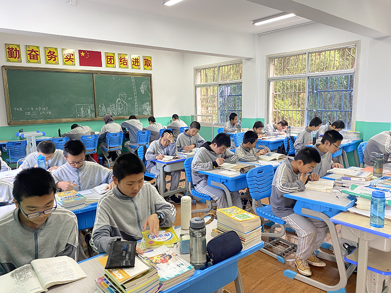 巴中叛逆青春期孩子的正规封闭式管教学校