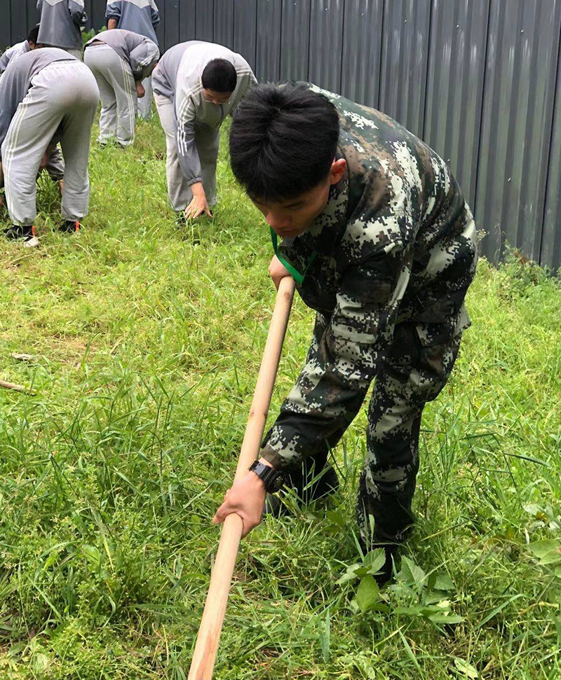 特殊学生自闭叛逆素质教育成长学校