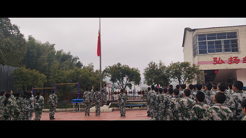 杭州青少年厌学网瘾的军事化管理学校