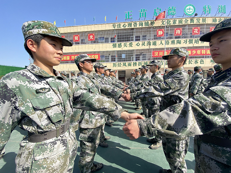 沙坪坝全封闭式改造叛逆孩子的学校