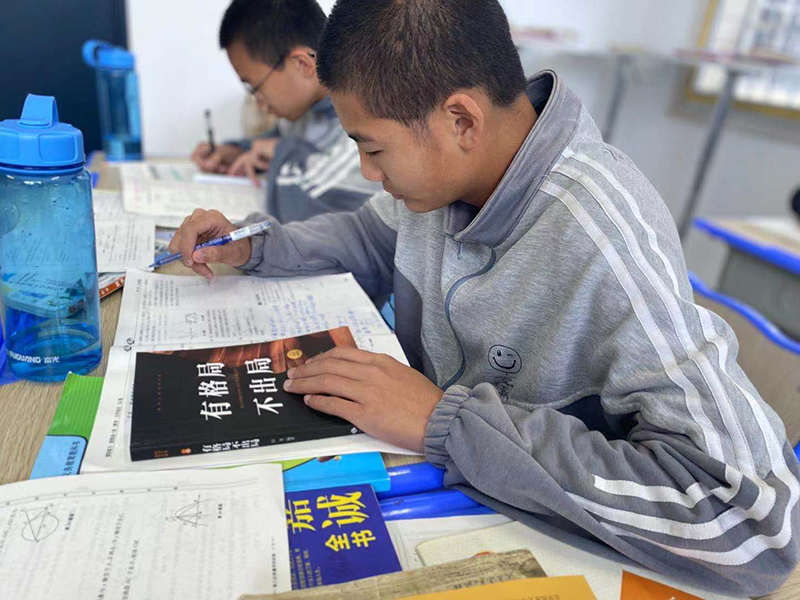 郑州不听话青少年素质教育特训学校