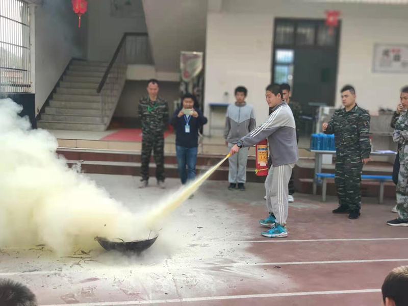 孝感专治青春期叛逆孩子的军事化特训学校